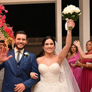 Noivo e noiva no casamento